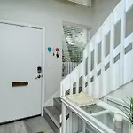 1207 Pd Garden Oasis Townhome Getaway